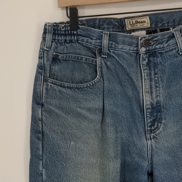 L.L. Bean Men's Comfort Waist Medium Wash Lined Straight Leg Jean Size 36 x 29 - Picture 4 of 15